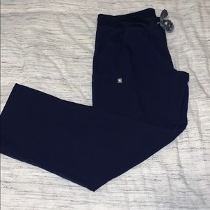 Figs Kade Scrub Cargo Pants Navy